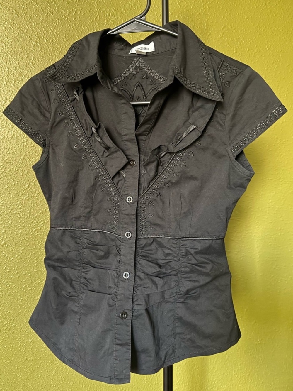 Moschino Black Cotton Ruffle Embroidered Button-Front Shirt size 0 aka XS